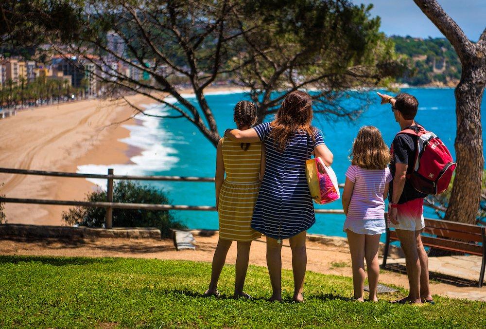 Lloret_de_mar_con_ni&ntilde;os