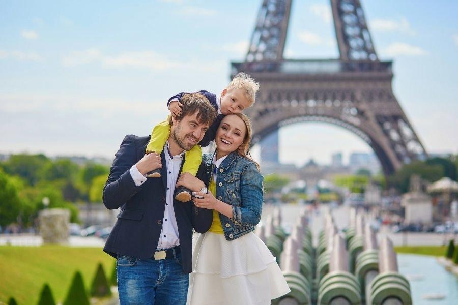 Paris_con_ni&ntilde;os