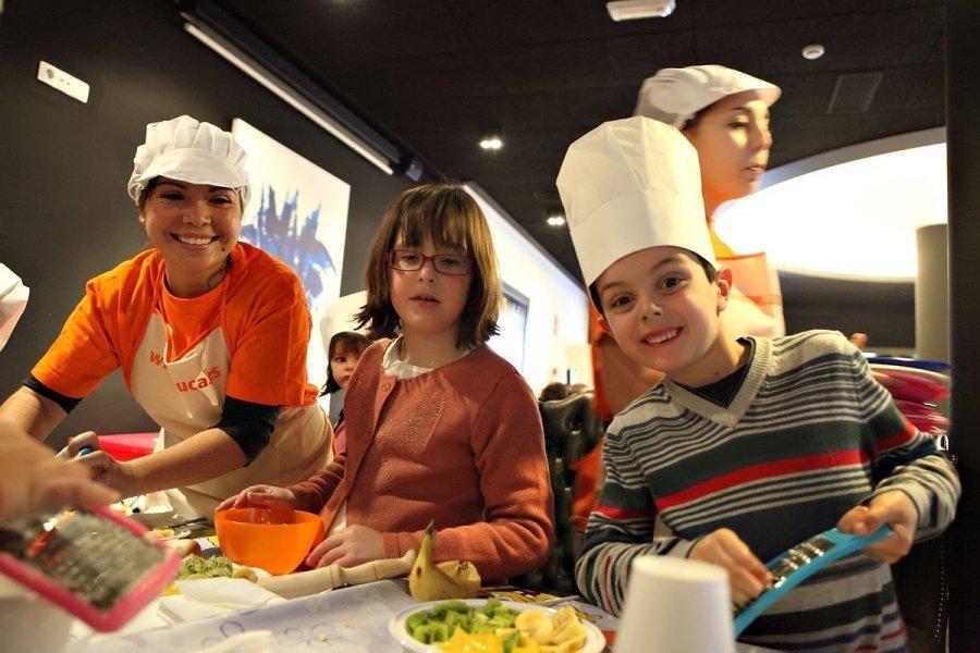 Comer con niA�os en las grandes ciudades