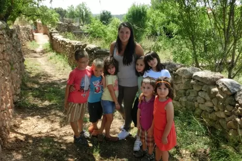 NiA�os felices de vivir en su pueblo