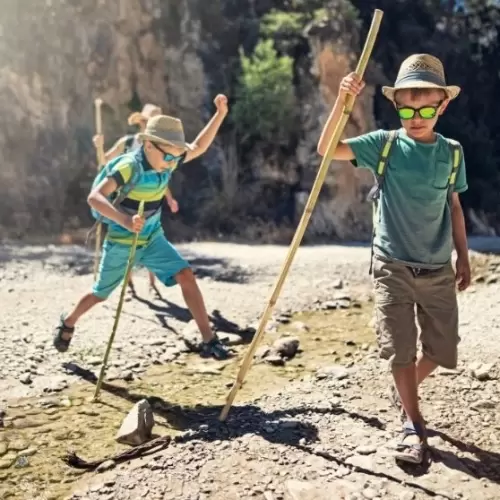 Viajando con niños: Consejos para garantizar su seguridad y bienestar