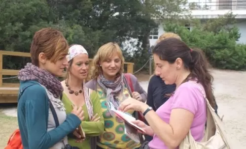 A?Los guA�as turA�sticos estA?n bien formados?