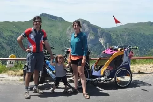 La vuelta en mundo en bici con los niA�os