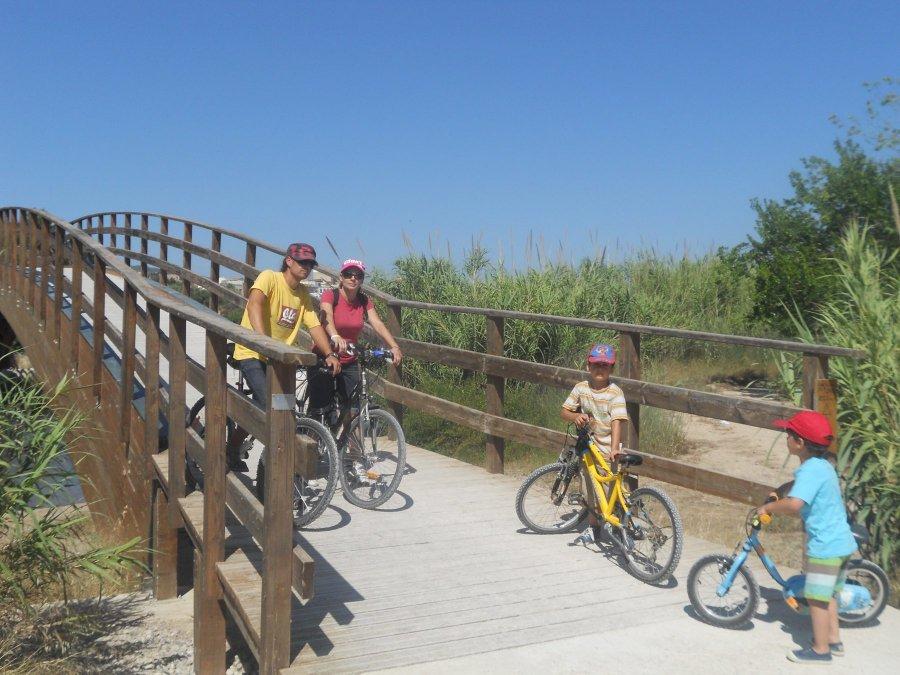 La Caravana del Turismo familiar en Ribarroja