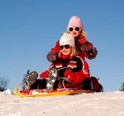 EsquA� en familia en Sierra Nevada
