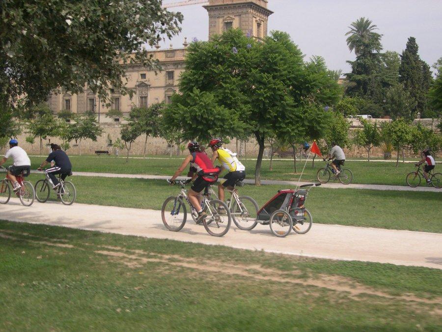 MuA�vete en bici por la energA�a sostenible